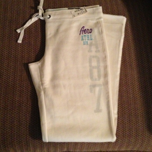 *traded* with @edfcarr Aero Sweatpants