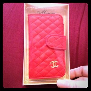 🎁RESERVED🎁 for babycakescloset. iPhone 4S case