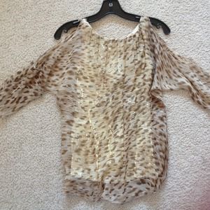 Bailey 44 top with cut out sleeves