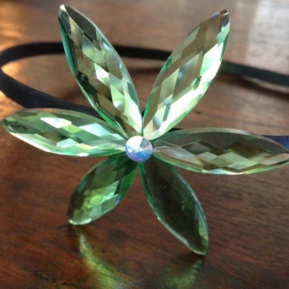 Crystal green flower headband
