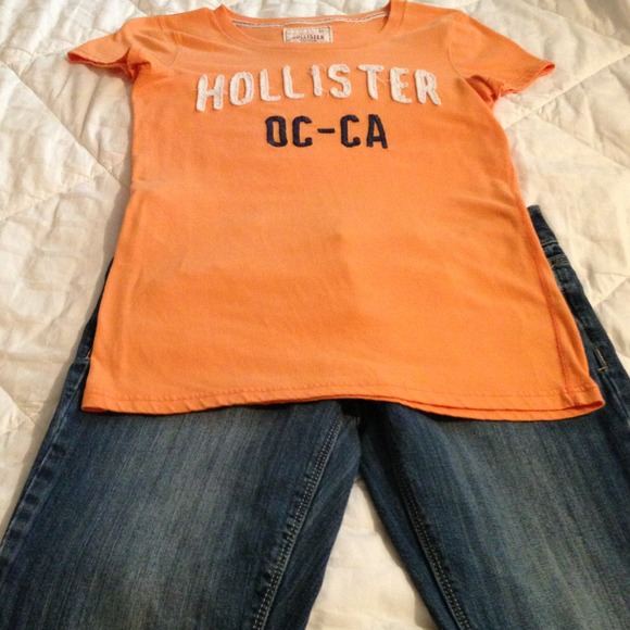 Hollister Tee