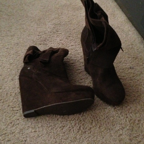 Calvin Klein half boot wedges