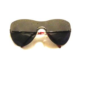 Valentino Accessories - Valentino black sunglasses Valentino Accessories - Valentino black sunglasses