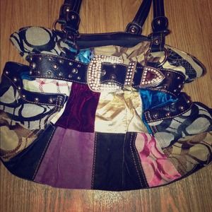 🚫Traded🚫Medium buckle style handbag