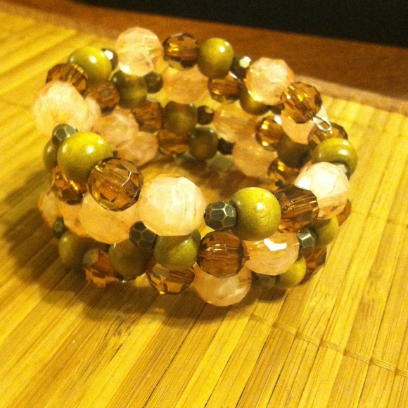 Bangles/bracelets - Picture 1 of 1