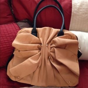 Beige and black real leather purse