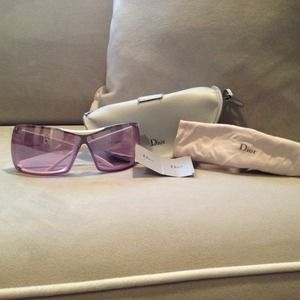 💵 Price Reduced💵 Dior sunglasses