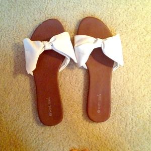 White Faux Leather Bow Sandals