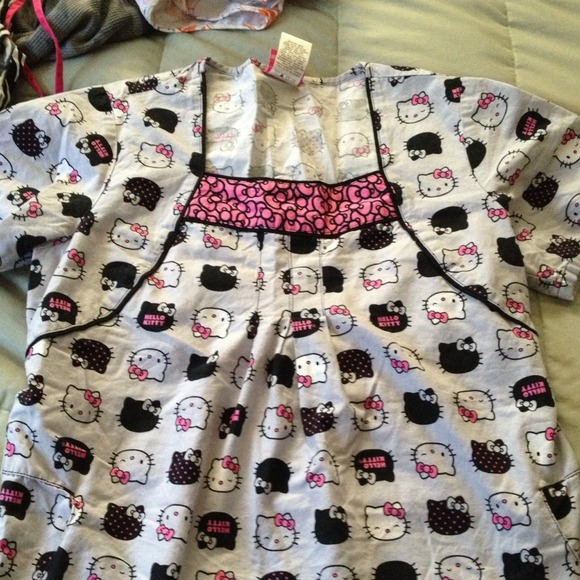 Hello Kitty scrub top