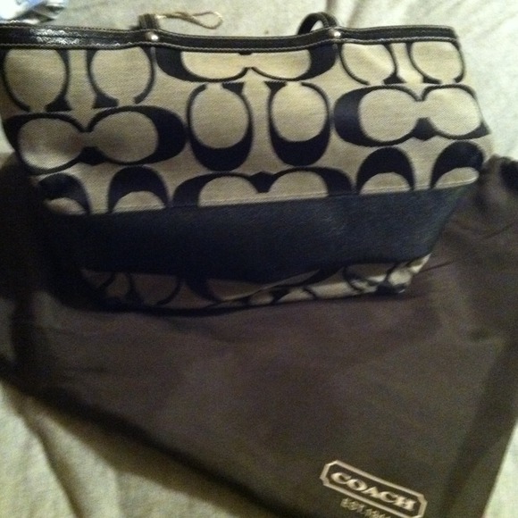 Coach bag ! Great condition , very clean