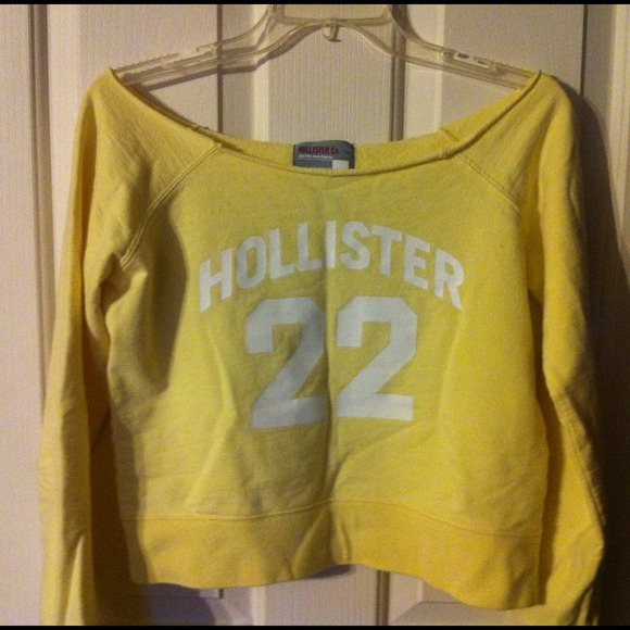 BUNDLE!Hollister sweatshirt & side lace shirt.
