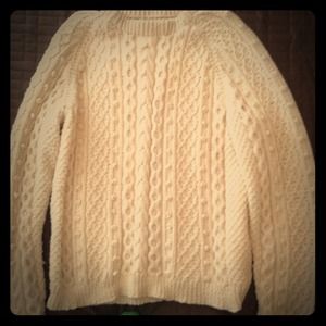 Trendy Over sized knit sweater 😍