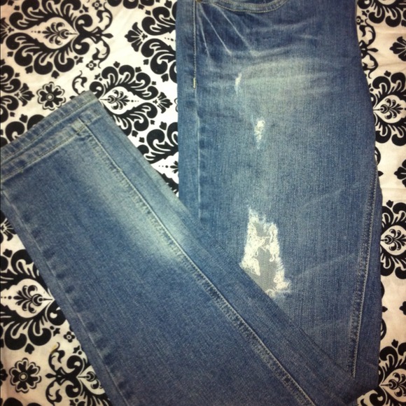 ❌SoldinBundle❌FOREVER21 DISTRESSED DENIM - Picture 2 of 4