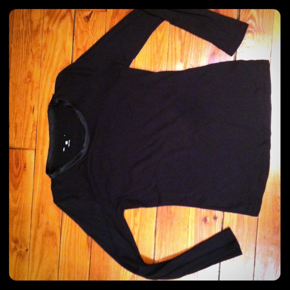 Black long sleeve shirt