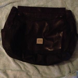 Miche Prima bag shell. Dark purple and black