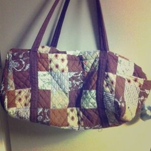 Patterned quilted overnight bag (brown)