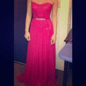 Beautiful red gown!!