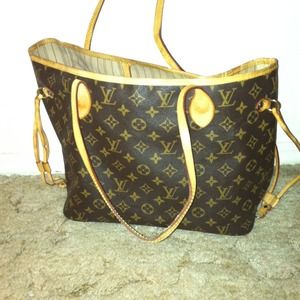 Louis Vuitton big bag reserved for @ibblesd