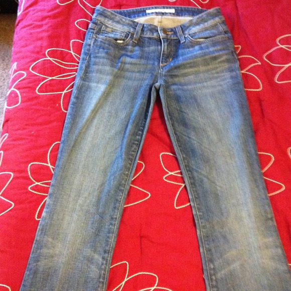 Jose's jeans size 25