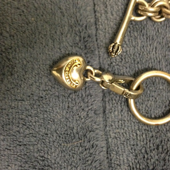 Juicy Couture toggle necklace - Picture 2 of 4