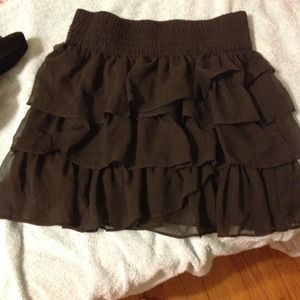 American eagle ruffle skirt