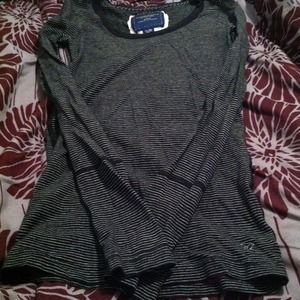 Black striped American Eagle shirt