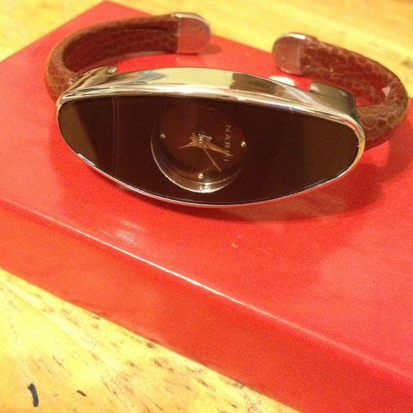 black and brown bracelet watch