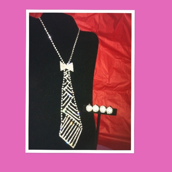 Crystal neck tie necklace set - Picture 1 of 1