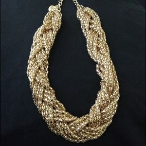 ❌SOLD BUNDLE❌Gold statement necklace & Tory Burch