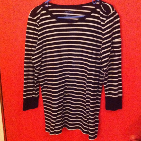 Vintage Navy Blue and White Striped Mid Sleeve