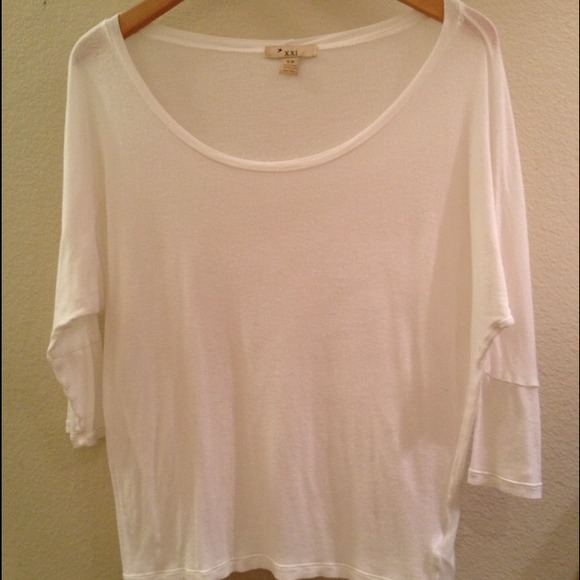 White sheer shirt with 3/4 sleeves
