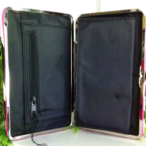 Wallet, NEW! - Picture 3 of 4