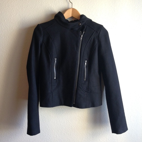 Forever 21 Jackets & Coats - Sold---Forever 21 Black Cropped Jacket w/ Hood Forever 21 Jackets & Coats - Sold---Forever 21 Black Cropped Jacket w/ Hood