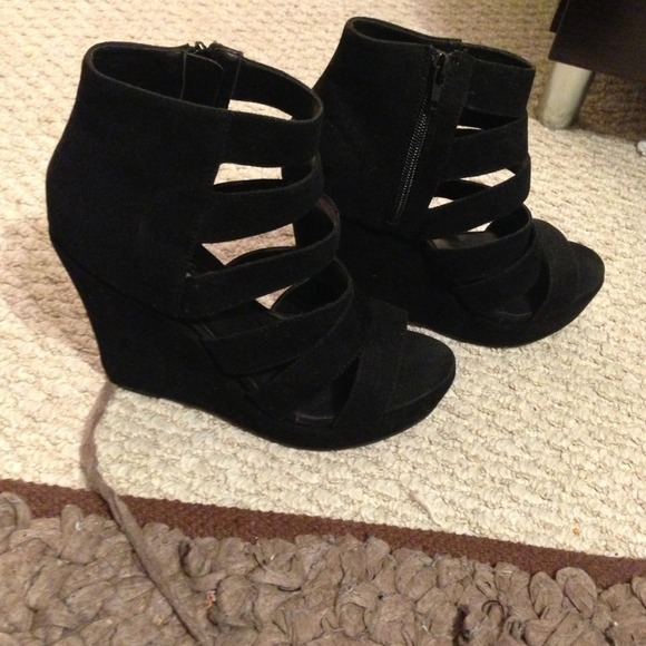 Hot wedges👌