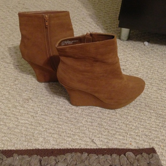 Hot wedges👌