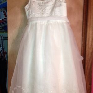 5t flower girl dress worn one time $75.00 OBO