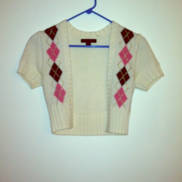 Short sweater