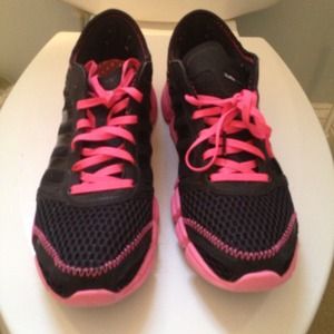 Adidas hot pink & black running shoes