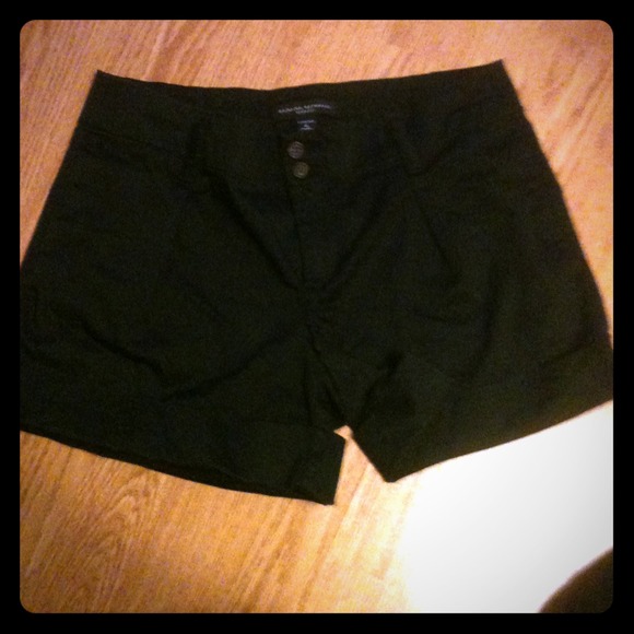 Banana Republic black short shorts