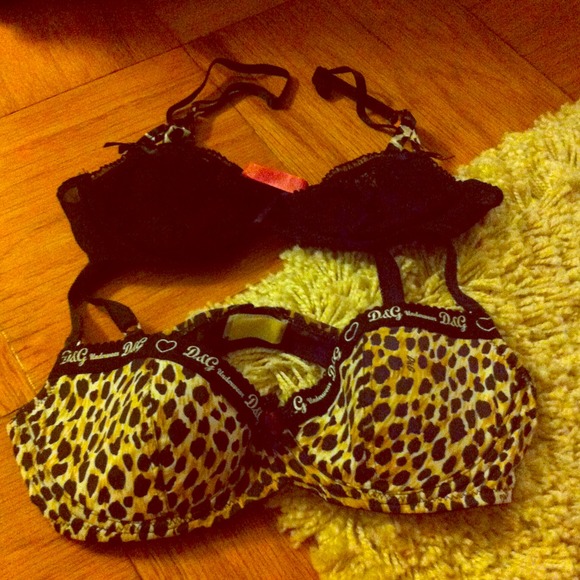 ❗❗⛔SOLD⛔❗❗$20 Both. Dolce  and Betsey bras