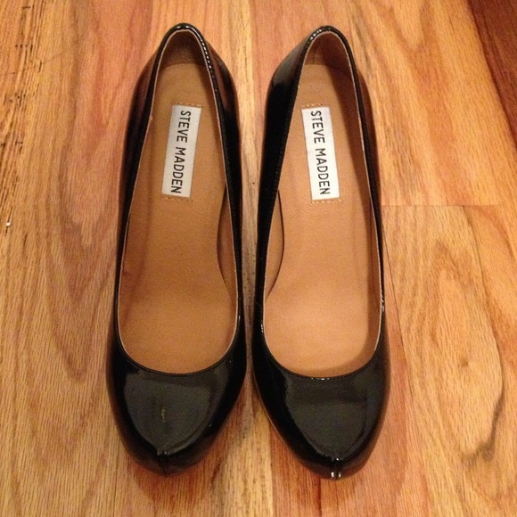 NIB Steve Madden leather pumps - Picture 4 of 4