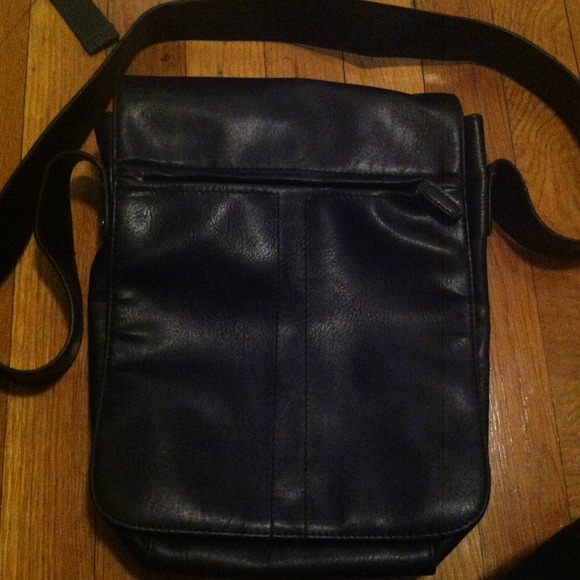 Five pocket leather messenger bag