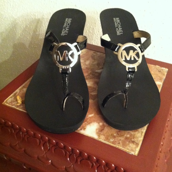 Michael Kors Shoes - Holding for ireshabostic Michael Kohrs Sandals