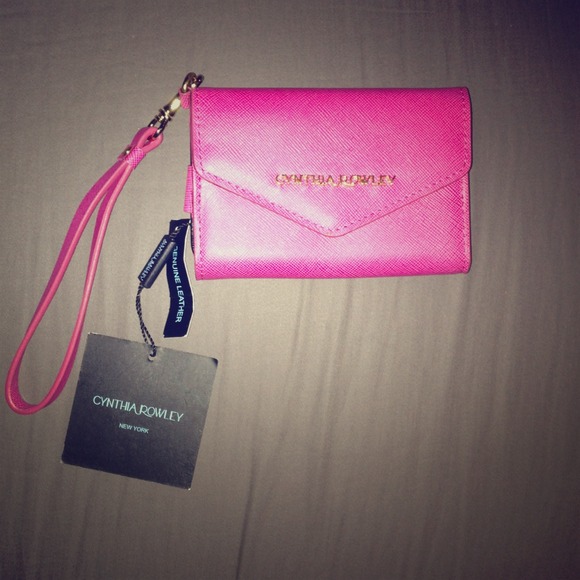 ❌SOLD❌Cynthia Rowley leather wallet
