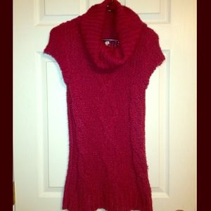 ⛔⛔SOLD in bundle⛔⛔Maroon Cowl Neck Crocheted Dress
