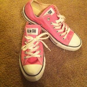 RESERVED: Hot pink Converse