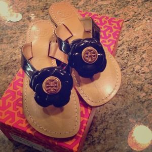 *Tory Burch Inspired Sandals*