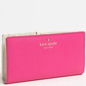 ✋SOLD✋Kate spade pink wallet NWT