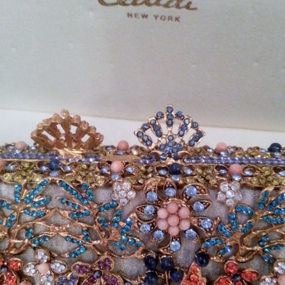 Edidi evening clutch!!! - Picture 2 of 2