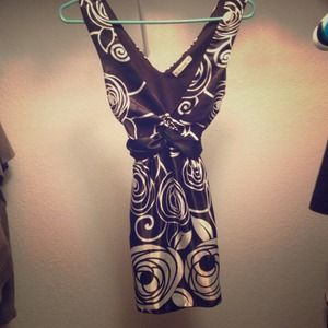 medium dress shirt with pattern